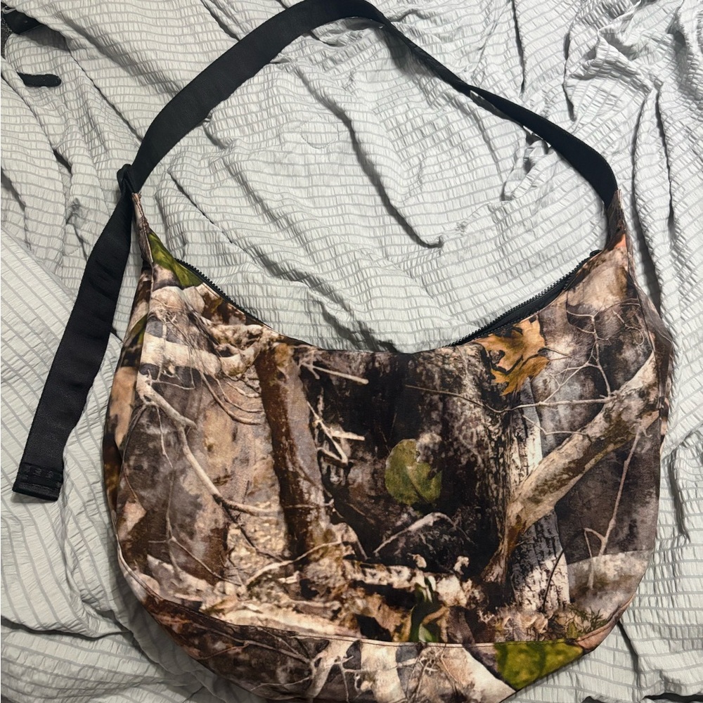 Large Baggu Crescent Bag - Photo Forest